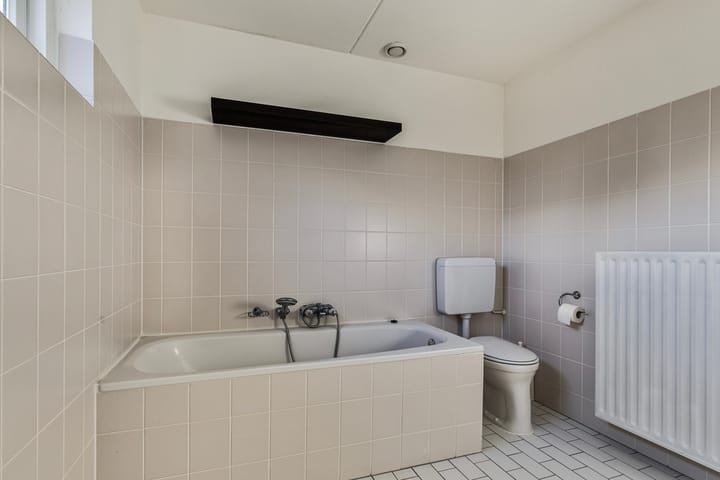 Foto 20 van Keizersmantel 8