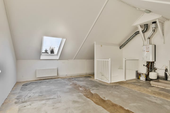 Foto 28 van Keizersmantel 8