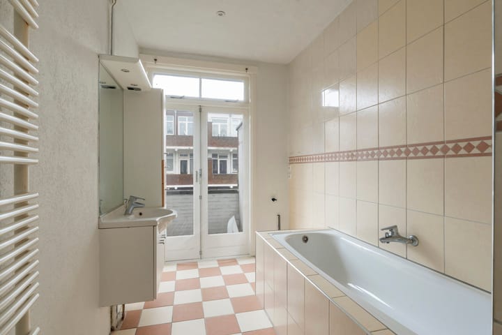 Foto 15 van Staverdenstraat 62