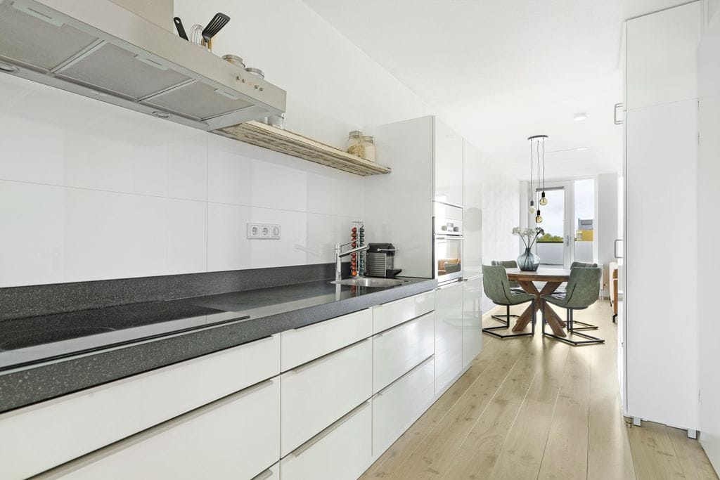 Foto 10 van Laakboulevard 224