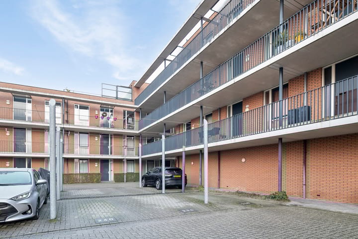 Foto 19 van Laakboulevard 224