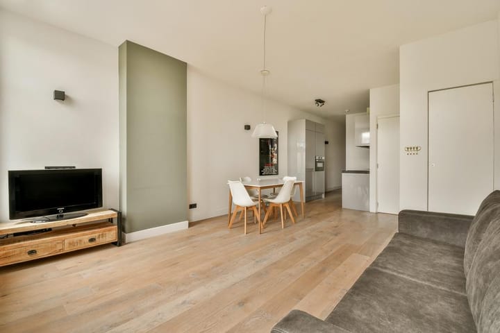 Photo 9 of Weesperzijde 42-A2