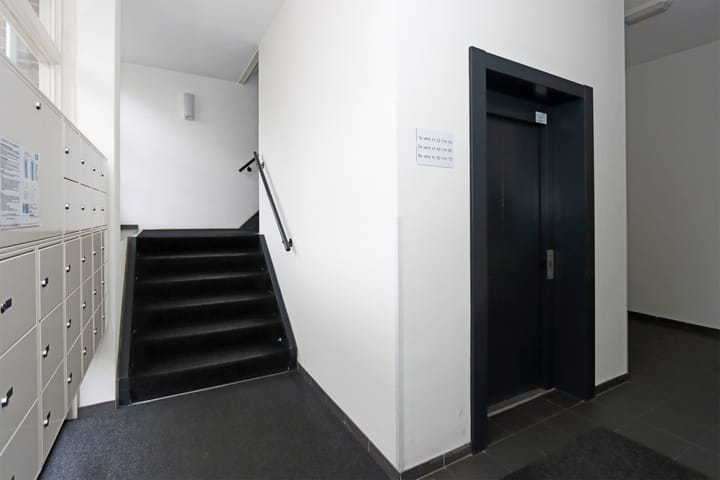 Photo 10 of Dorpsplein 68