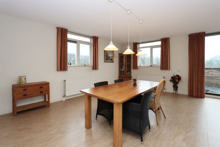 Photo 20 of Dorpsplein 68