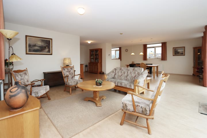 Photo 23 of Dorpsplein 68