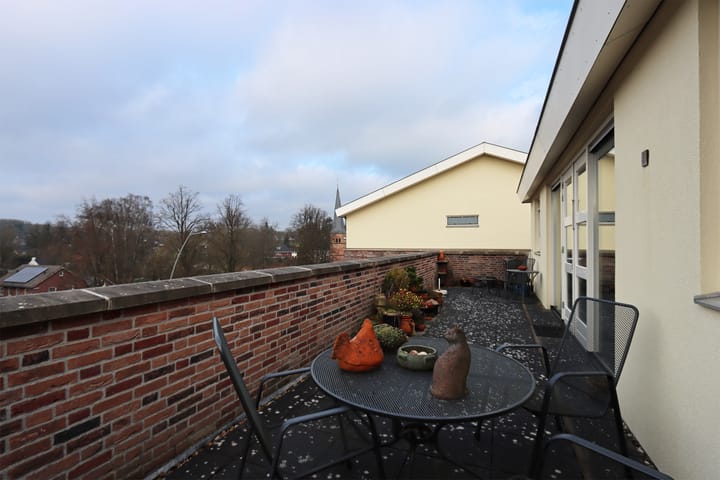 Photo 28 of Dorpsplein 68