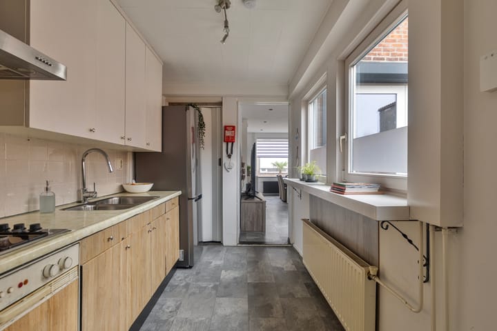 Foto 12 van Middenstraat 87