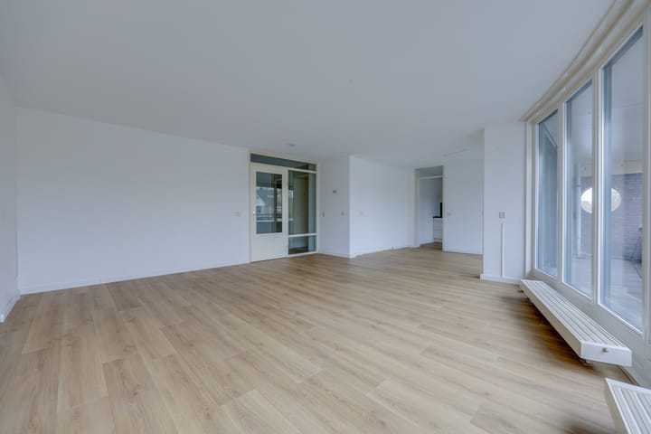 Foto 11 van Ouverture 44