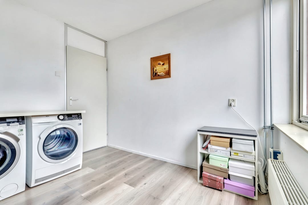 Photo 22 of Moermond 33