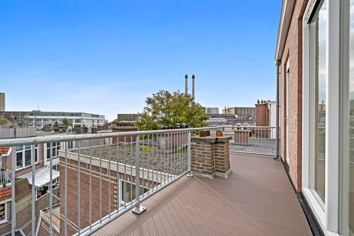 Foto 36 van De Constant Rebecquestraat 6