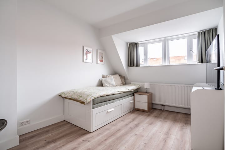 Foto 31 van Jacob Catsstraat 135