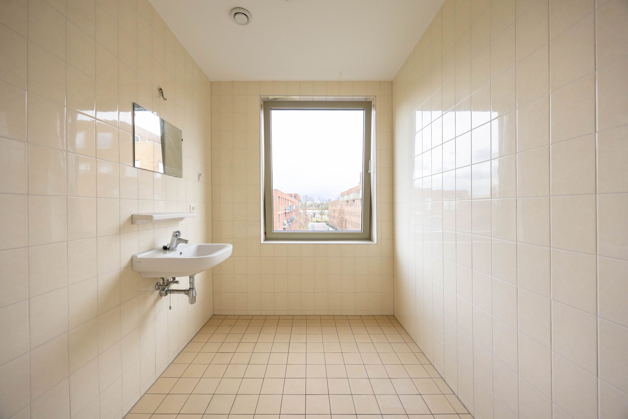 Photo 21 of Westinghousestraat 27-9