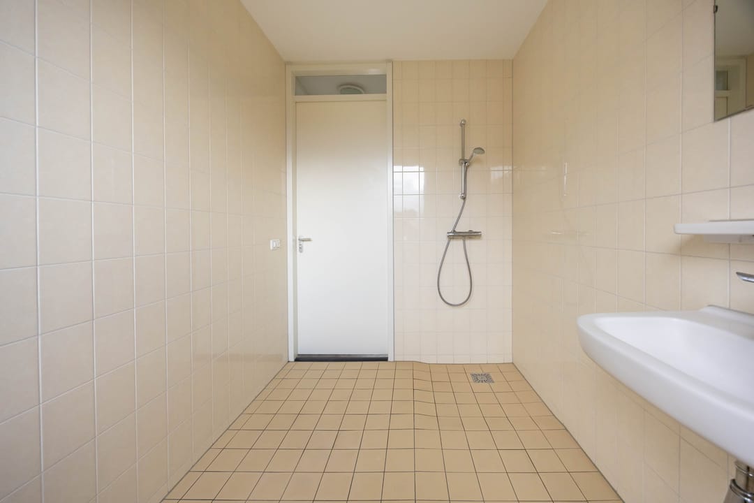 Photo 22 of Westinghousestraat 27-9