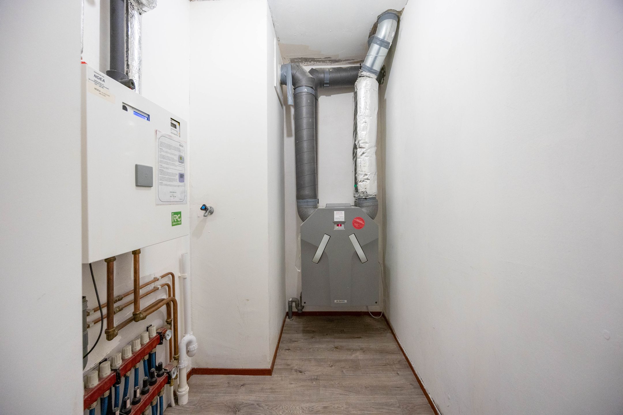 Photo 24 of Westinghousestraat 27-9