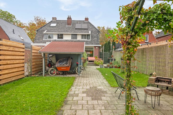 Foto 2 van Burgemeester Mr. H.J. Engelkens-laan 42