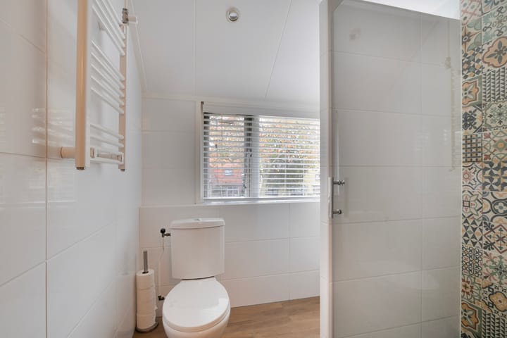 Foto 19 van Burgemeester Mr. H.J. Engelkens-laan 42