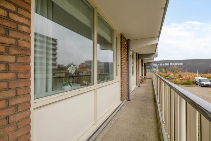 Photo 13 of Alkenoord 90