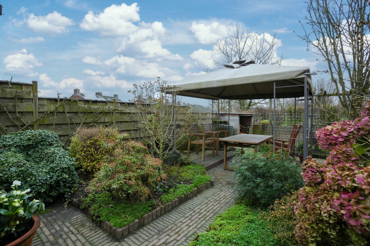 Foto 20 van Pastoor Rohsstraat 8