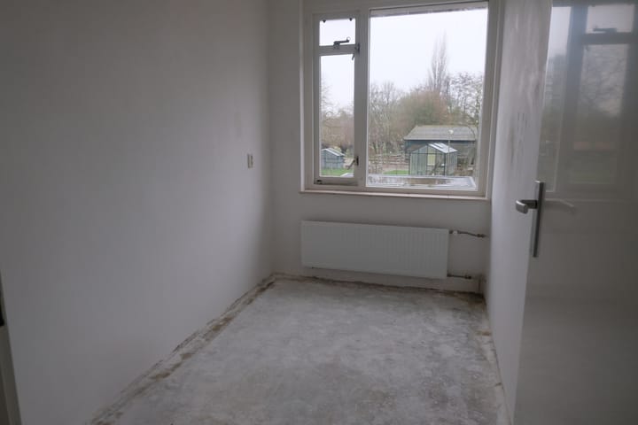 Foto 7 van Wilgenroos 12