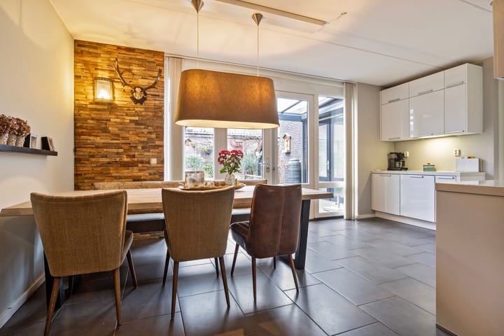 Foto 14 van Notaris van Puttenstraat 19