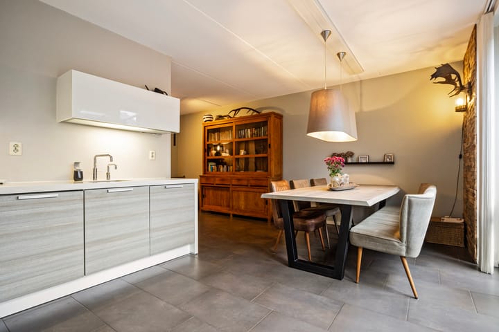 Foto 17 van Notaris van Puttenstraat 19