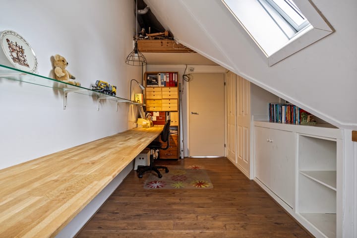 Foto 43 van Notaris van Puttenstraat 19