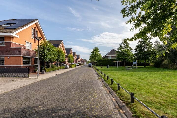 Foto 34 van Leeuwenburg 36