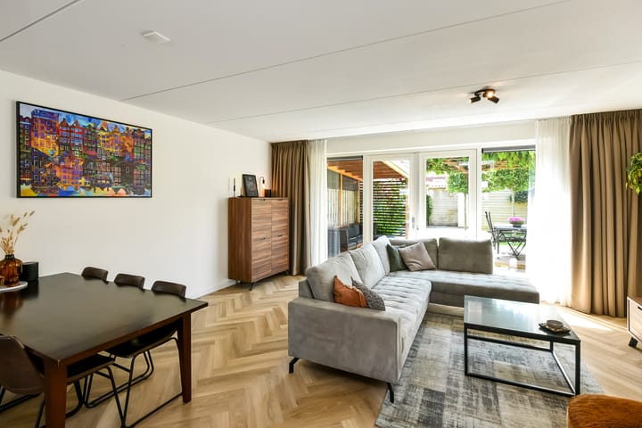 Foto 3 van Brugwachter 28