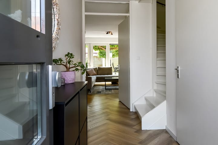 Foto 11 van Brugwachter 28