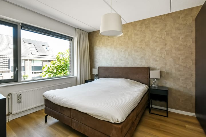 Foto 12 van Brugwachter 28