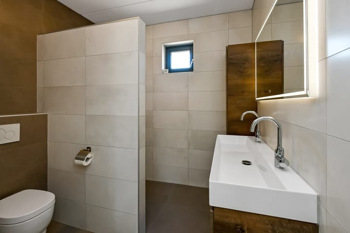 Foto 15 van Brugwachter 28