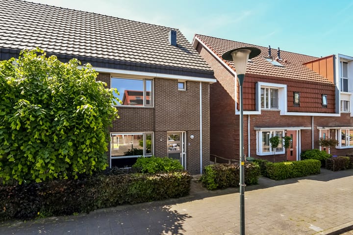 Foto 35 van Brugwachter 28