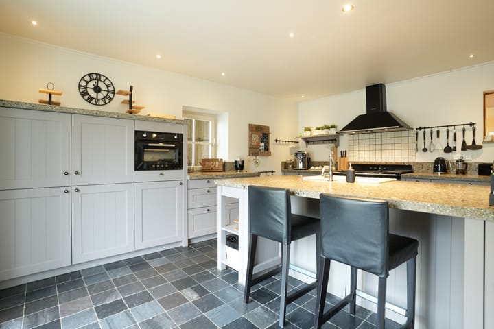 Photo 6 of Holset 70