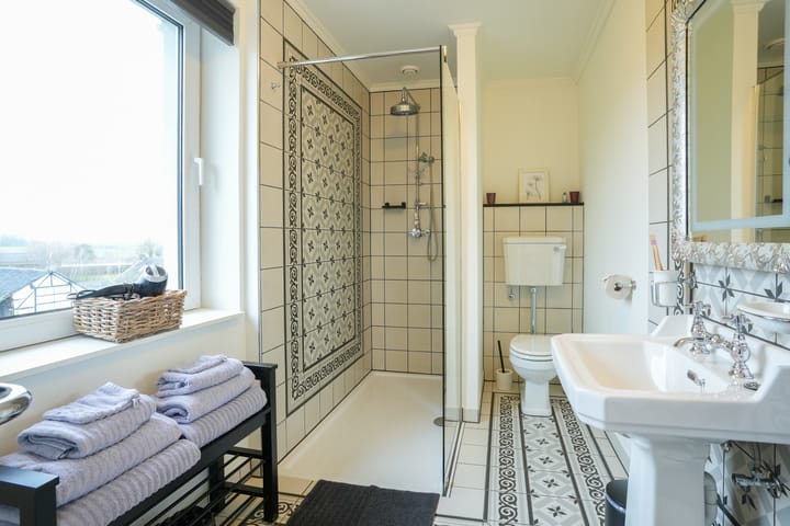 Photo 20 of Holset 70