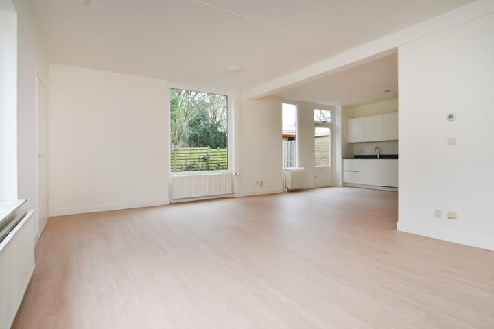 Foto 6 van Distelweide 147