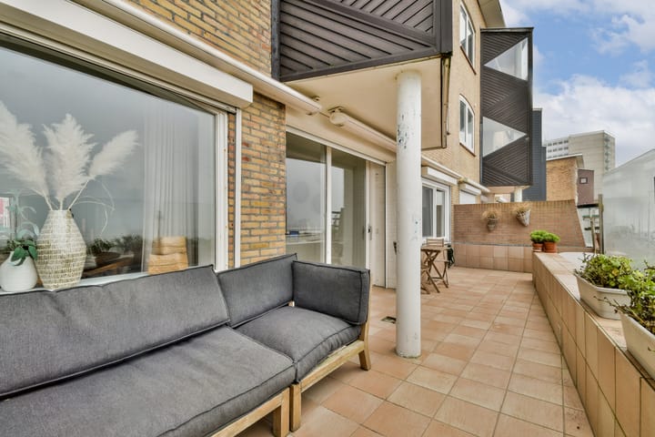 Foto 15 van de Favaugeplein 57