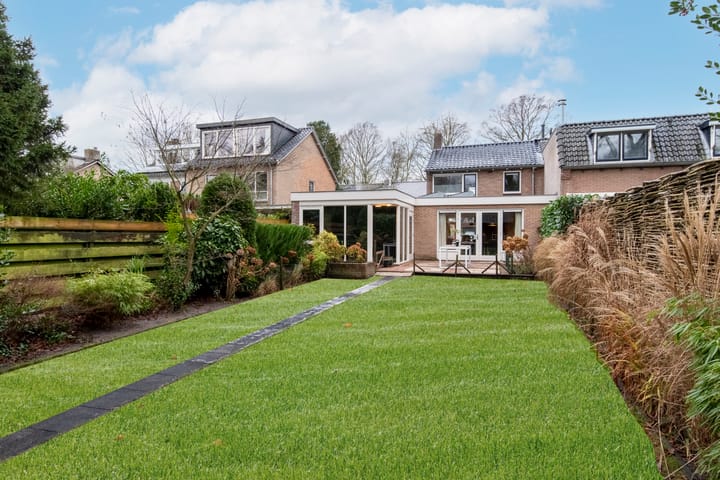 Foto 1 van Van Hogendorpstraat 17