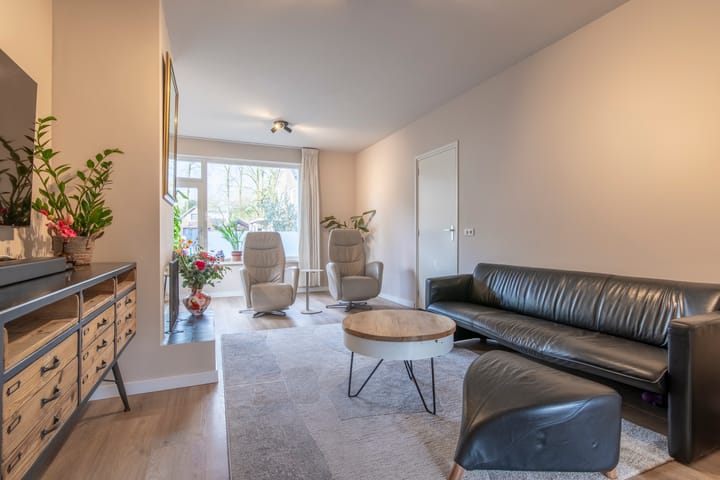 Foto 5 van Van Hogendorpstraat 17