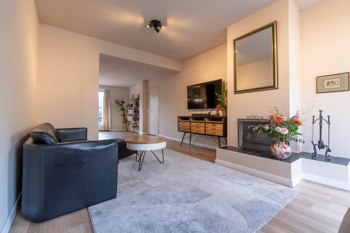 Foto 6 van Van Hogendorpstraat 17