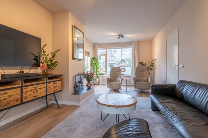 Foto 9 van Van Hogendorpstraat 17