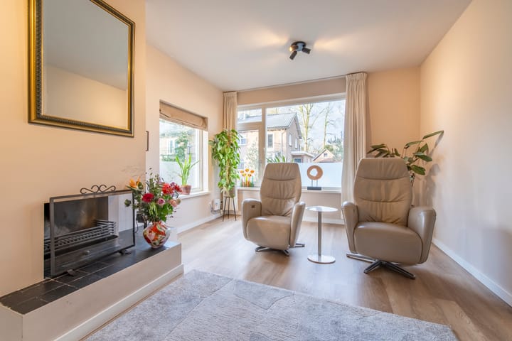 Foto 10 van Van Hogendorpstraat 17