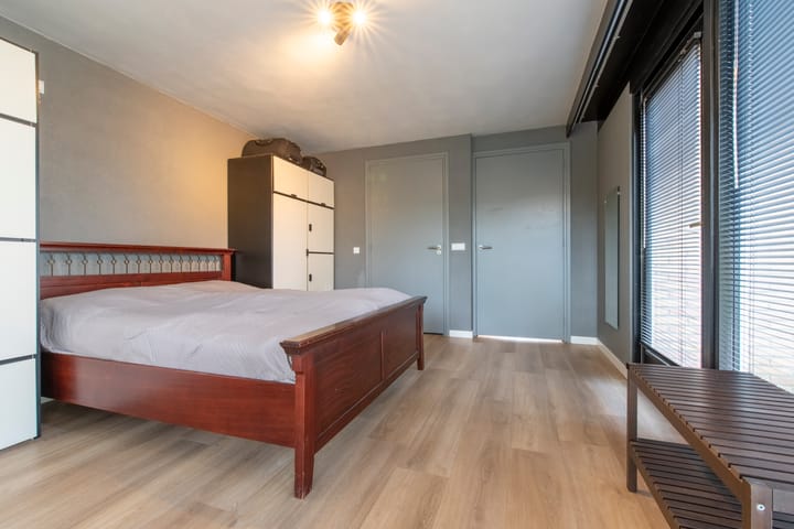 Foto 20 van Van Hogendorpstraat 17