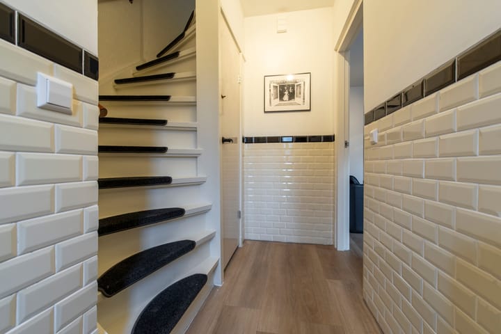 Foto 26 van Van Hogendorpstraat 17