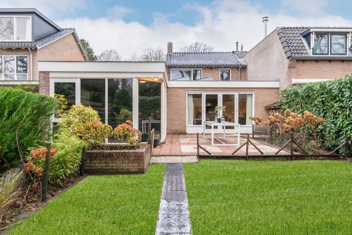 Foto 37 van Van Hogendorpstraat 17