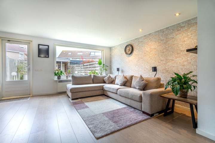 Foto 7 van Julie Claeysstraat 9