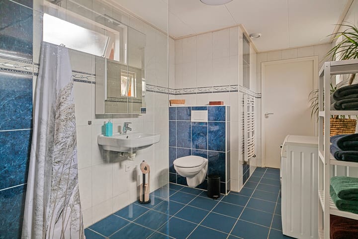 Foto 12 van van Vollenhovenweg 5