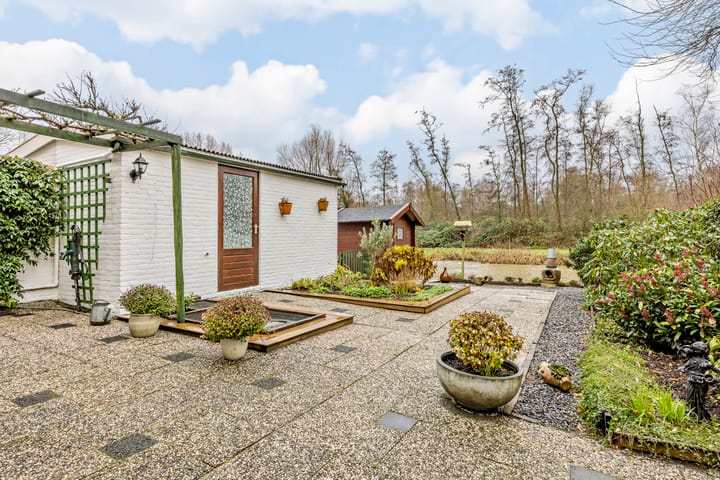 Foto 2 van Directeur Moerlandsstraat 6