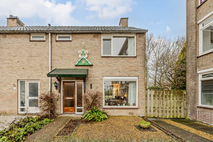 Foto 4 van Directeur Moerlandsstraat 6