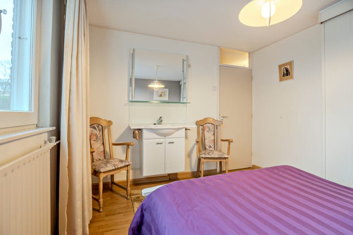 Photo 18 of Directeur Moerlandsstraat 6