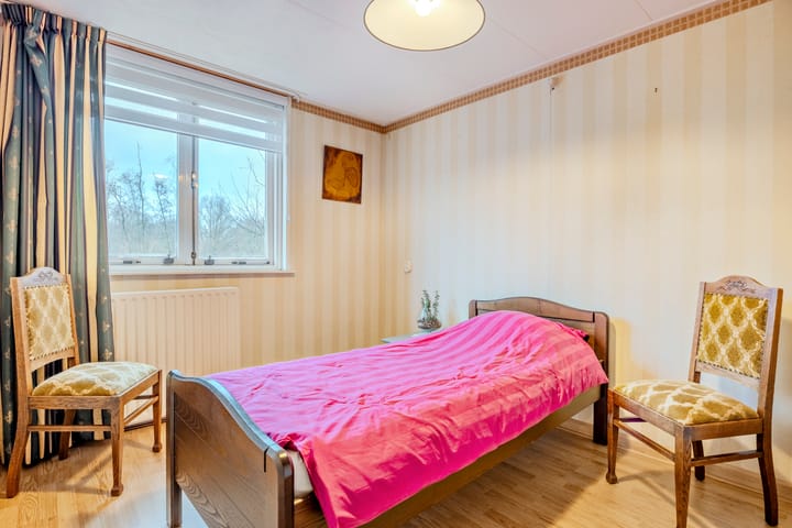 Photo 21 of Directeur Moerlandsstraat 6